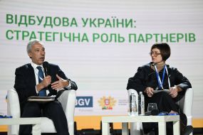 João  Gomes Cravinho,, Signe Riisalo