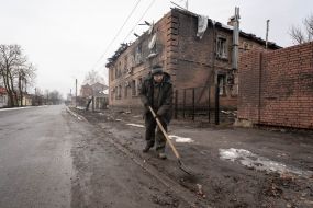 Street cleaning in the city of Vovchansk