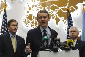 Майкл Беннет