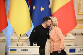 Volodymyr Zelenskyi and Ursula von der Leyen