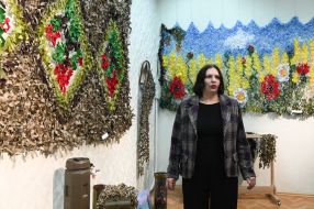 Еxhibition of grid paintings