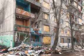 A 9-story residential building in the "Svitly" microdistrict of the city of Myrnograd was damaged as a result of shelling by Russian missiles