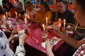 Master class on painting Easter eggs