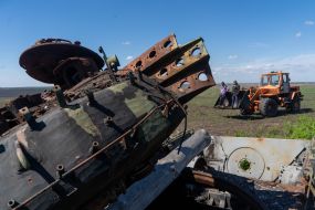Farmers clear fields of ammunition residues during spring field work