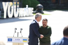Volodymyr Zelenskіy,  Jens Stoltenberg