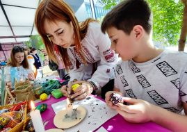 Easter egg painting master class