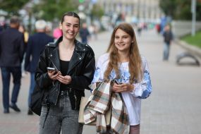 Девушка в вышиванке