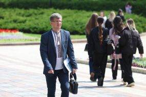 Молодой человек в вышиванке