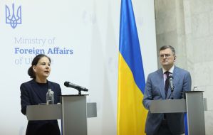 Анналена Бербок и Дмитрий Кулеба