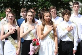 Graduates during the Last Bell holiday in one of the schools in Kyiv