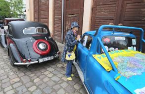 Six retro auto-moto races on the Lviv Triangle track
