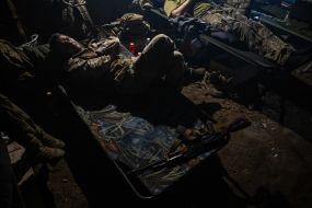 Военнослужащие отдыхают
