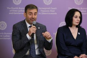 Dmytro Lubinets and Oksana Zholnovych