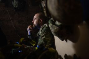 Artillerymen of the 13th brigade of the "Charter" National Guard at advanced positions in the Kharkiv region