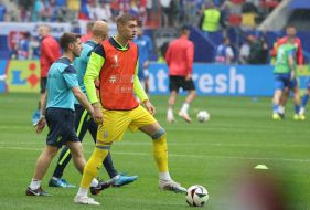 Soccer. Slovakia and Ukraine