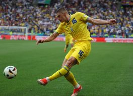 Vitaly Mykolenko