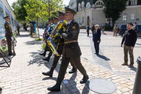 Volodymyr Zelenskyy, Natasa Pirts Musar