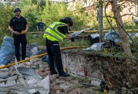 Consequences of a guided aerial bomb attack on the Novaya Poshta terminal in Kharkiv
