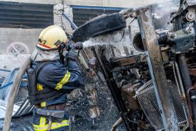 Consequences of a guided aerial bomb attack on the Novaya Poshta terminal in Kharkiv