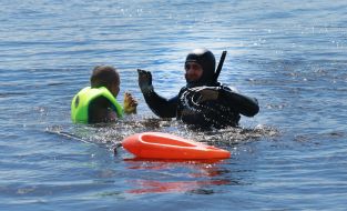Preventive raid of rescuers on the water