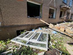 The building of the infectious disease hospital in the city of Myrnograd was destroyed as a result of the FAB-500 aerial bomb attack