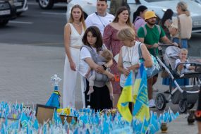 Flags commemorating the fallen defenders of Ukraine