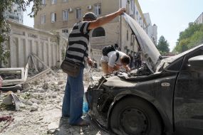 Cars damaged after shelling