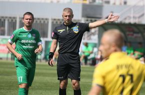 Referee Ihor Paschal