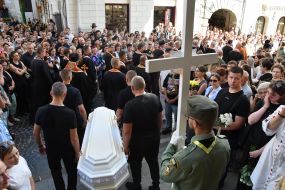 Farewell to the dead Yevgenia Bazylevych and her three daughters in Lviv