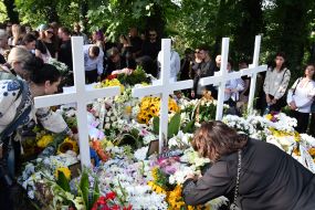 Farewell to the dead Yevgenia Bazylevych and her three daughters in Lviv