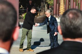 Volodymyr Zelenskyy, Mustafa Dzhemilyev