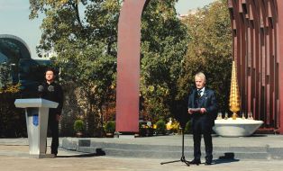 Volodymyr Zelenskyy, Mustafa Dzhemilyev