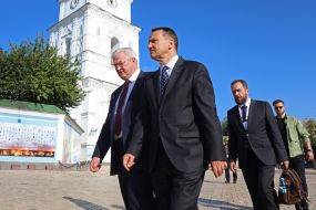 Andrii Sybiga and Radoslav Sikorskyi