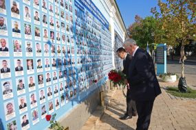 Andrii Sybiga and Radoslav Sikorskyi