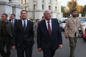 Andrii Sybiga and Radoslav Sikorskyi