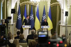 Volodymyr Zelenskyi and Mark Rutte