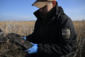 Search for bodies of fallen Ukrainian soldiers in Kharkiv region