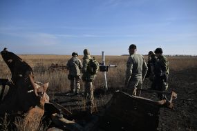 Search for bodies of fallen Ukrainian soldiers in Kharkiv region