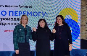 Oksana Romaniuk, Bridget Brink, Katarina Maternova