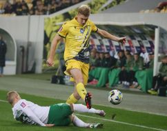 Game moment of the 1/8 final match of the Vbet Cup of Ukraine 2024/25 season between "Rukh" (Lviv) and FC "Karpaty" (Lviv)