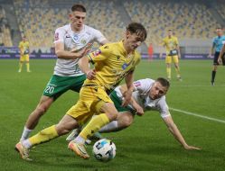 Game moment of the 1/8 final match of the Vbet Cup of Ukraine 2024/25 season between "Rukh" (Lviv) and FC "Karpaty" (Lviv)