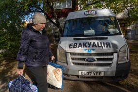 Evacuation of people in the city of Kupyansk