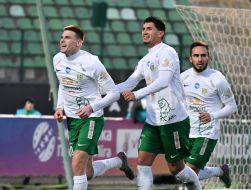 Players of FC Karpaty (Lviv) before the match