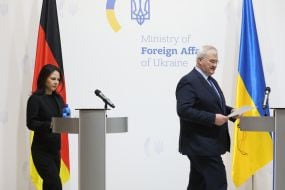 Annalena Berbok, Andriy Sybiha