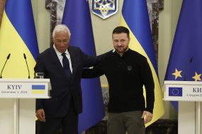 Antonio Costa and  Volodymyr Zelensky