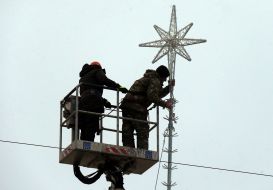 Installation of New Year tree on Sofia Square