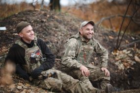 Военнослужащие