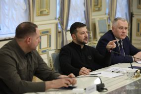 Andriy Yermak, Volodymyr Zelenskyy, Ihor Zhovkva