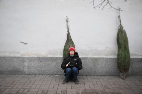 Дети погибших защитников Украины получили елки