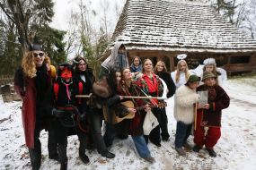 Festival "For Christmas to the Grove"